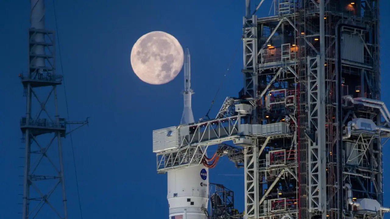 NASA Artemis II mission: नासा का आर्टेमिस-2 गुरुवार सुबह होगा लॉन्च, 10 दिन चंद्रमा का चक्कर लगाएंगे अंतरिक्ष यात्री