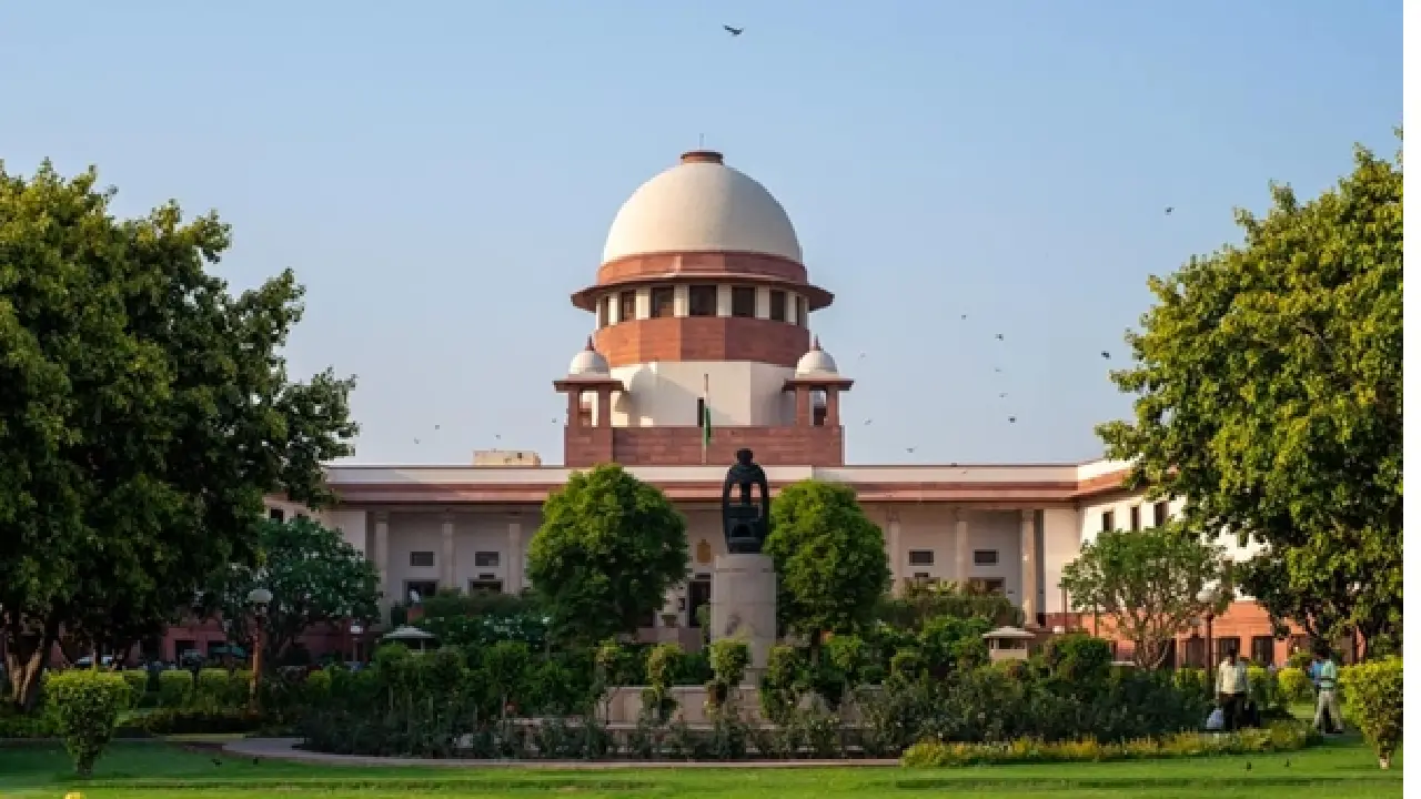 Supreme Court । PIL । financial irregularities । SIT: सुप्रीम कोर्ट ने राम मंदिर के चंदे की जांच की मांग वाली याचिका पर तुरंत सुनवाई से किया इनकार