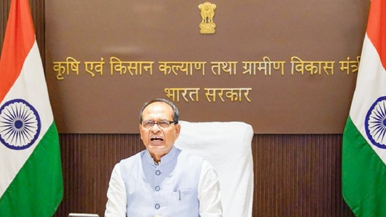 Union Minister for Agriculture and Farmers’ Welfare । KVKs । PM DDKY: केन्द्र सरकार मार्च 2027 तक 300 कृषि विज्ञान केंद्रों के इंफ्रास्ट्रक्चर और लॉजिस्टिक्स को अपग्रेड करने की बना रही योजना