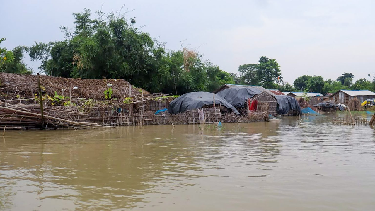 PM । Union Minister । Central Team । CM । Hindi Diwas ।  Flood :  सीएम ने कहा बाढ़ की स्थिति का आकलन करने के लिए केंद्रीय टीम बिहार का दौरा करेगी