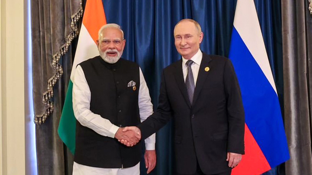 President । PM । 18th BRICS Summit: रूस के राष्ट्रपति पुतिन ने PM प्रधानमंत्री मोदी को 76वें जन्मदिन पर बधाई दी, रणनीतिक साझेदारी को मजबूत करने में भूमिका की तारीफ की
