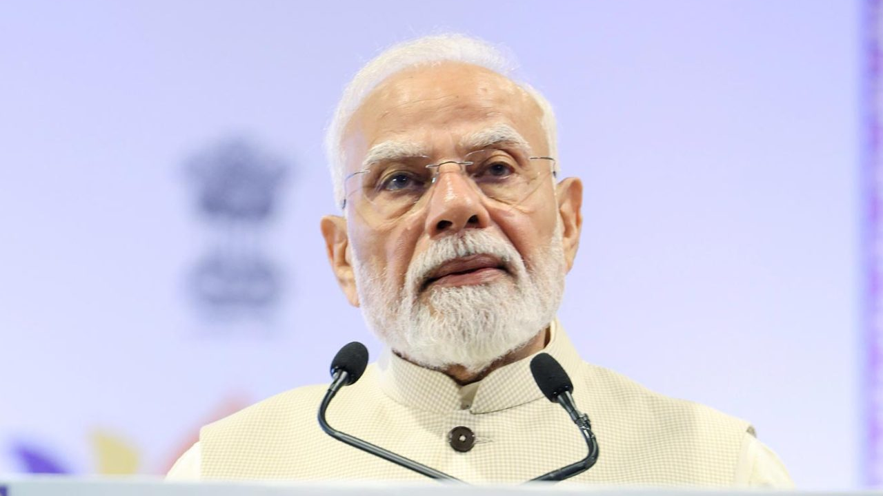 PM । Minister of State for Home Affairs । CM । Birth Anniversary: पीएम मोदी ने श्यामजी कृष्ण वर्मा को उनकी जयंती पर श्रद्धांजलि दी और कहा‘राष्ट्र उनकी वीरता को कभी नहीं भूल सकता’