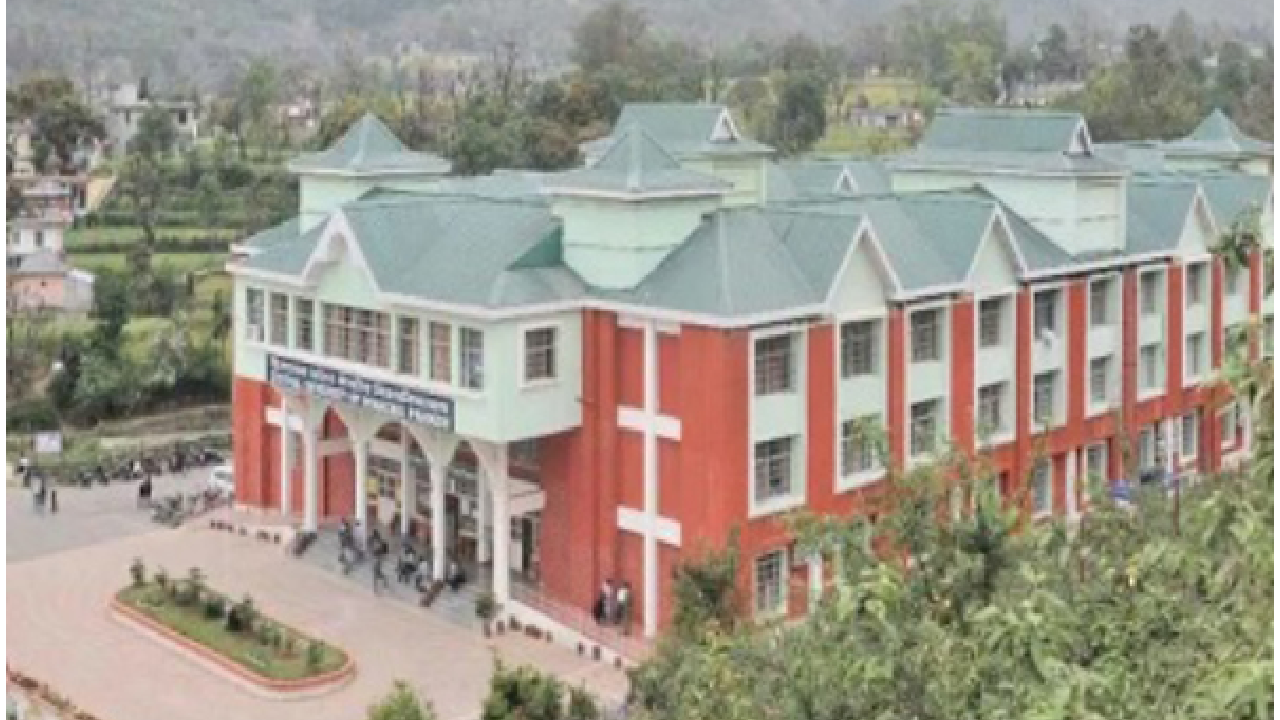 THE । World University Rankings । Central University of Himachal Pradesh: टाइम्स हायर एजुकेशन वर्ल्ड यूनिवर्सिटी रैंकिंग में केंद्रीय विश्वविद्यालय धर्मशाला की बड़ी उपलब्धि, देश में 17वां स्थान