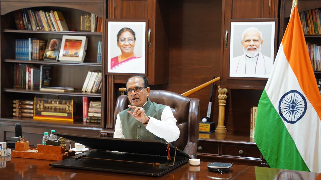 Khet Bachao Abhiyan । Union Agriculture Minister । Union Minister of State for Agriculture: कृषि मंत्री शिवराज सिंह चौहान ने खेत बचाओ अभियान की तैयारियों की कि समीक्षा