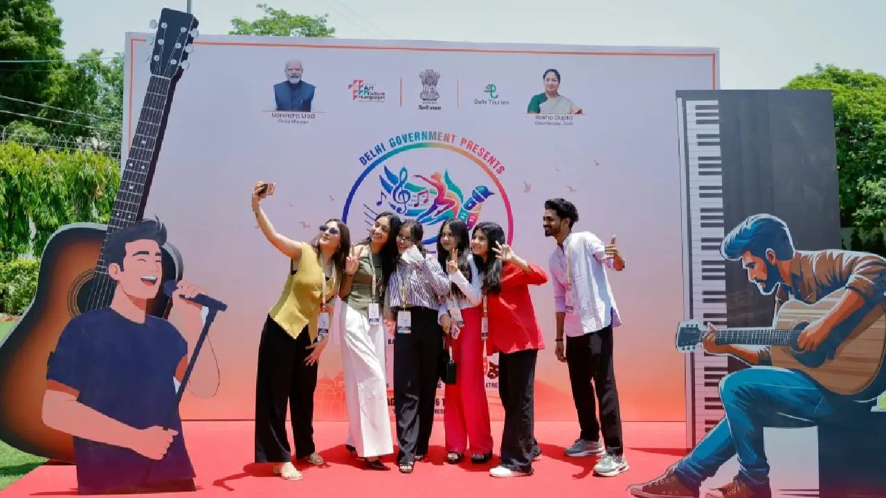 CM । Hauslon Ki Udaan । Talent Hunt: दिल्ली सरकार ने टैलेंट हंट स्कीम शुरू की, 25,000 से ज़्यादा युवा लेंगे हिस्सा