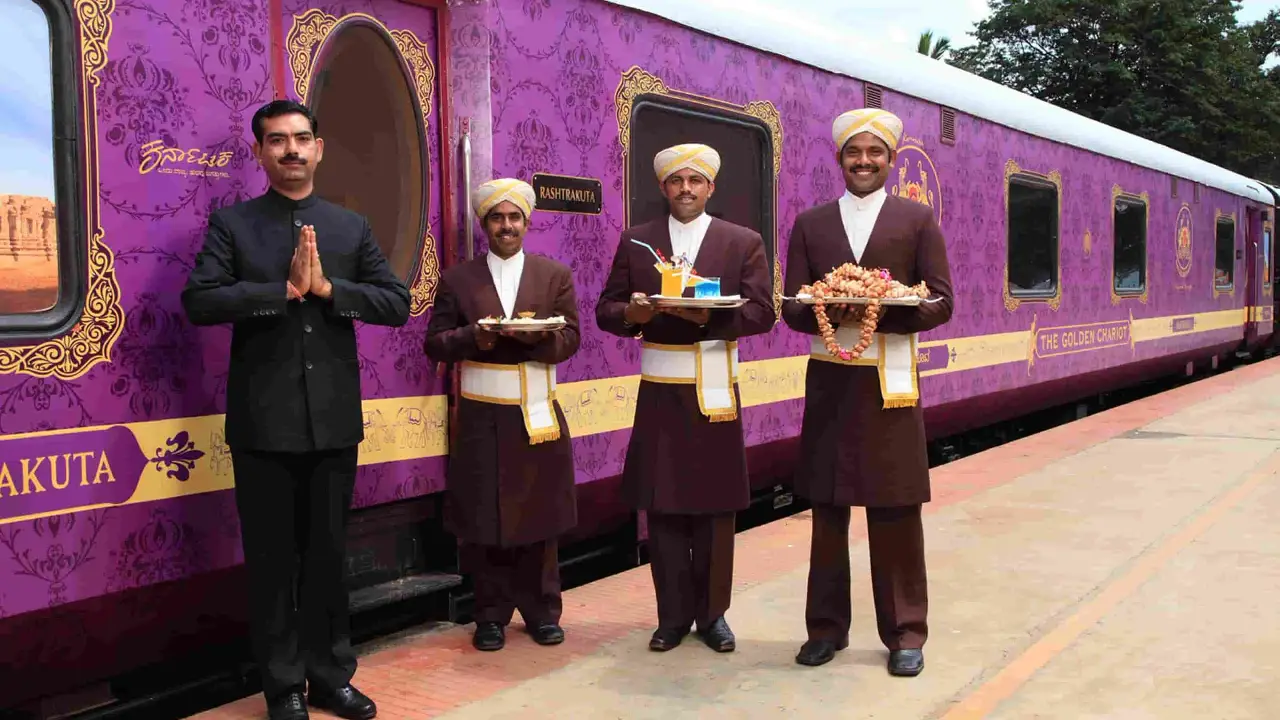 Ministry of Railways । Indian Railways । IRCTC । Golden Chariot: भारतीय रेलवे खानपान एवं पर्यटन निगम ने 2026-27 के लिए नई गोल्डन चैरियट लग्जरी ट्रेन की लॉन्च