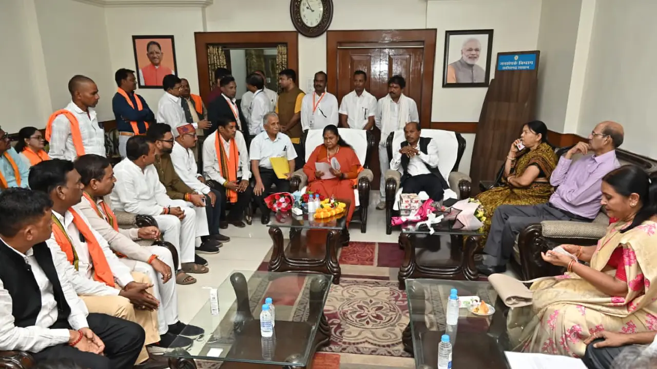 Chhattisgarh । National Commission for Backward Class । Chairperson: राष्ट्रीय पिछड़ा वर्ग आयोग अध्यक्ष ने पिछड़ा वर्ग समाजों के प्रतिनिधियों से की मुलाकात